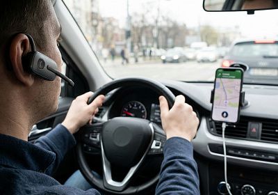 Какая Bluetooth-гарнитура для водителя считается хорошей