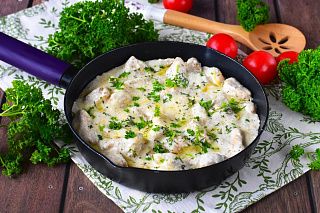 вкусное блюдо из индейки на сковороде