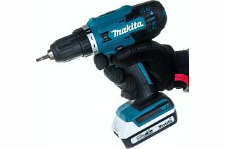 Шуруповёрт Makita DF488DWAE