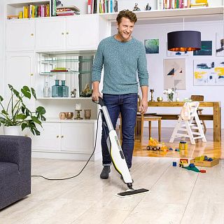 уборка пола паровой шваброй Karcher дома